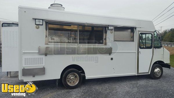 2015 - Ford Food Truck