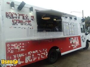 Turnkey Fully-Equipped Chevrolet P30 Step Van Kitchen Food Truck