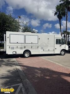 Fully Equipped - 2016 28' Ford F59 All-Purpose Food Truck
