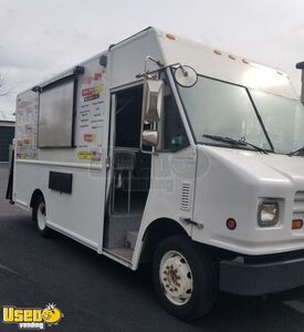 Inspected 2008 Chevrolet Workhorse 25' Diesel Commercial Kitchen Food Truck