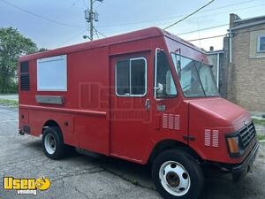 Used - Chevrolet P32 All-Purpose Mobile Kitchen Food Truck