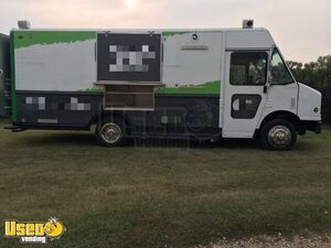 2004 Freightliner 28' Diesel Step Van Commercial Kitchen Food Truck