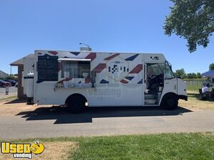 2008 Chevrolet Workhorse Commercial Kitchen Food Truck