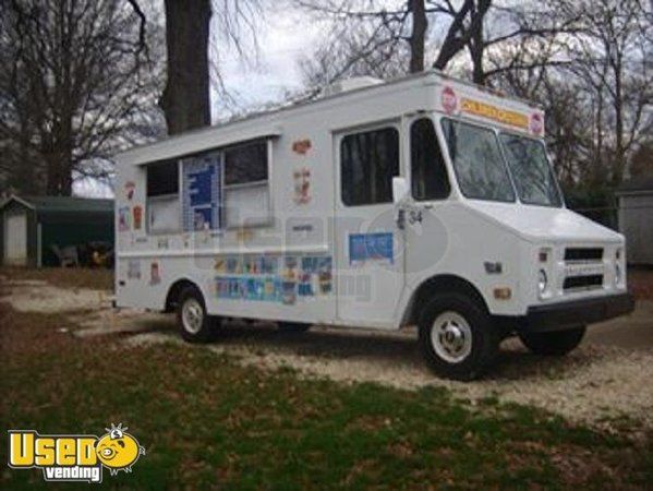 1981 - P-30 Chevy Step Van Food & Ice Cream Truck