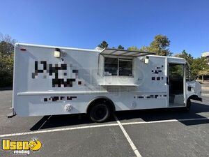 2002 Morgan Olson Utilimaster 26' Mobile Kitchen Food Truck
