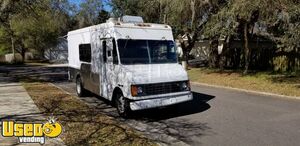 Inspected 2000 GMC P30 Step Van 25' Kitchen Food Truck for Completion