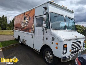 25' Used - Chevrolet P30 Step Van Kitchen Street Food Truck