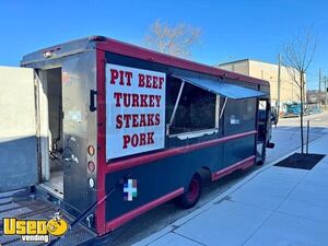 MD STATE INSPECTED 2004 Chevrolet P30 Workhorse Food Truck with Pro-Fire Suppression