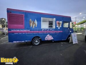 New Build-Out - 2003 24' Freightliner MT45 Soft Serve Ice Cream Truck