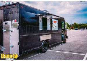 2005 Freightliner All-Purpose Food Truck with Pro Fire System