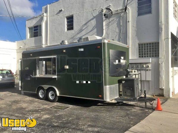 Well-Equipped 2014 Mobile Kitchen / Loaded Food Concession Trailer