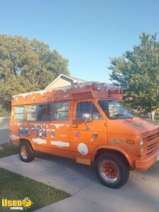 Ready to Serve Used Chevrolet G30 Mobile Ice Cream Truck