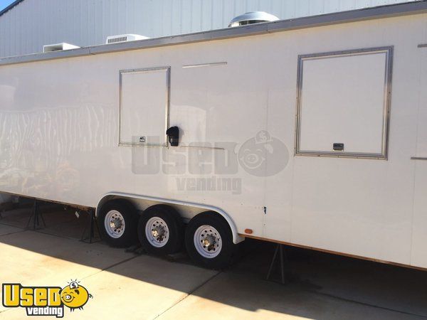 2010 - 8.5' x 35' Food Concession Trailer