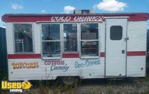 Fun Fair Foods Concession Trailer / Used Carnival-Style Mobile Vending Unit