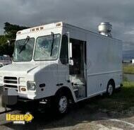 Fully Equipped 2005 12' Freightliner MT45 Step Van Food Truck