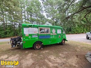 A Vintage Beauty- 1960 20' Chevy Grumman Kitchen Food Truck/ Mobile Food Unit