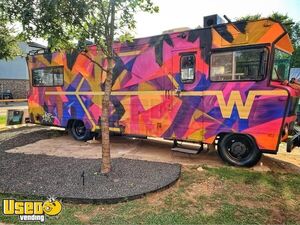 Vintage - 1973 27' Winnebago Chieftain All-Purpose Food Truck with Fire Suppression System