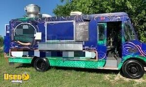 Chevrolet P30 26' Mobile Kitchen Food Truck with New 2019 Jasper Engine