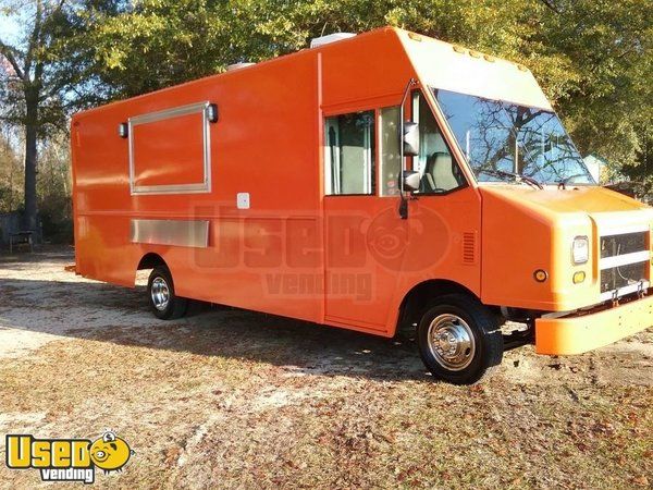 Chevy Workhorse Food Truck
