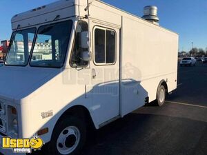 Well Equipped - 24' Chevrolet P30 All-Purpose Food Truck | Mobile Food Unit