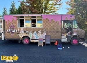Versatile - 2010 28' Freightliner MT45 Soft Serve/Ice Cream Truck with Fire Suppression