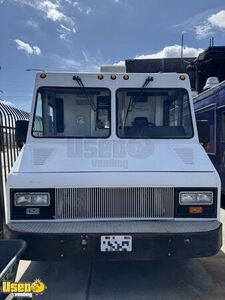 2006 25' Freightliner MT45 All-Purpose Food Truck with Fire Suppression System