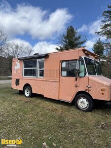 2005 GMC Workhorse All-Purpose Food Truck Mobile Concession Unit