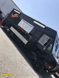 Preowned - Chevrolet P30 All-Purpose Food Truck | Mobile Food Unit