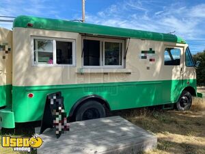 Vintage - 1965 Chevrolet Grumman Coffee and Beverage Truck