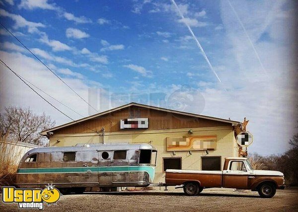 Vintage Custom-Built Spartan Food Concession Trailer / Mobile Kitchen