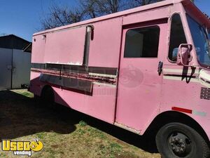 Chevrolet P30 Step Van All-Purpose Food Truck/Used Mobile Food Unit