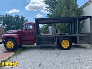 Vintage - 1952 12.5' Ford F7 Pizza Food Concession Truck