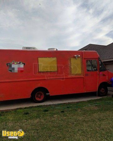 Used Chevrolet 27' Step Van Food Truck Mobile Kitchen on Wheels