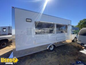 2011 22' Food Truck with Pro-Fire Suppression and NEW Kitchen