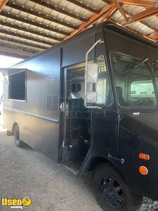 20' Chevrolet P30 Morgan Olson Step Van All-Purpose Food Truck