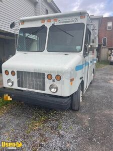 2002 Feightliner All-Purpose Food Truck Mobile Food Unit w/ Pro Fire System