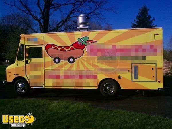 1998 - Chevy w/ Grumman Olson Body Mobile Kitchen Truck