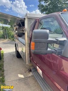 2008 Ford Super Duty F350 21' Lunch Serving Canteen-Style Food Truck