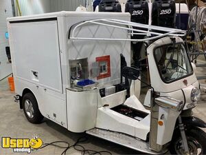 2016 13' E-Tuk USA Mobile Bar Beverage Beer & Wine Tap Mini Truck / Tuk-Tuk