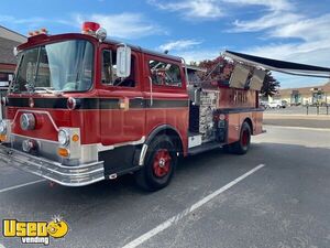 Turnkey 1973 Mack Mobile Beer Bar Fire Truck / Mobile Pub Business