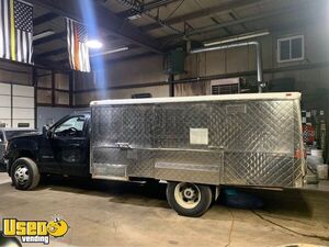 2013 GMC Sierra 3500 HD Lunch Serving Canteen-Style Food Vending Truck