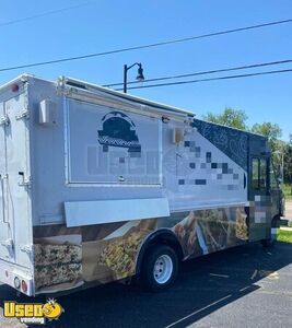 2000 Ford Mobile Kitchen Unit Step Van Food Vending Truck for General Use