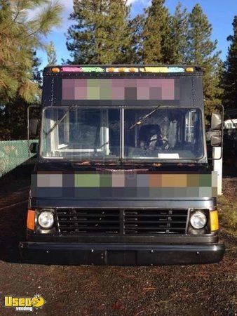 1999 - 25' GMC Workhorse Food Truck