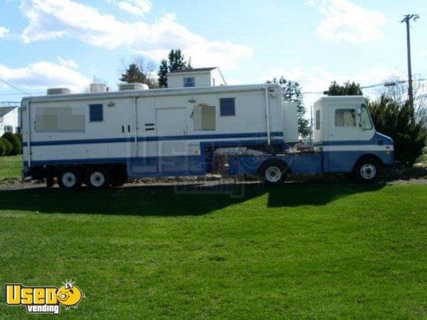 Grumman Food Service Tractor Trailer