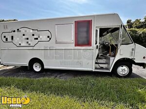 Well Equipped - 2007 Freightliner Pizza Food Truck Mobile Food Unit