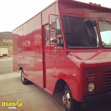 1986 - Chevy P30 Pizza Truck