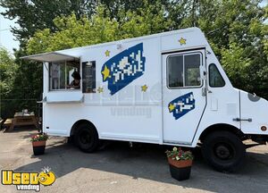 22' Chevrolet P30 All-Purpose Mobile Kitchen Food Truck