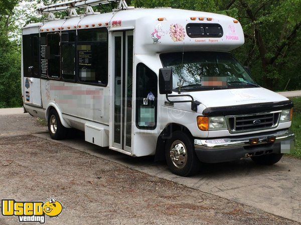 2006 - Ford E450 Diesel Bus Food Truck