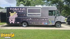 Versatile - 32' Chevrolet P30 All-Purpose Food Truck | Mobile Food Unit