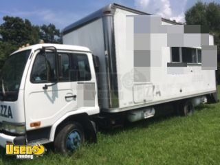 Nissan Mobile Kitchen / Rotoflex Pizza Oven Truck